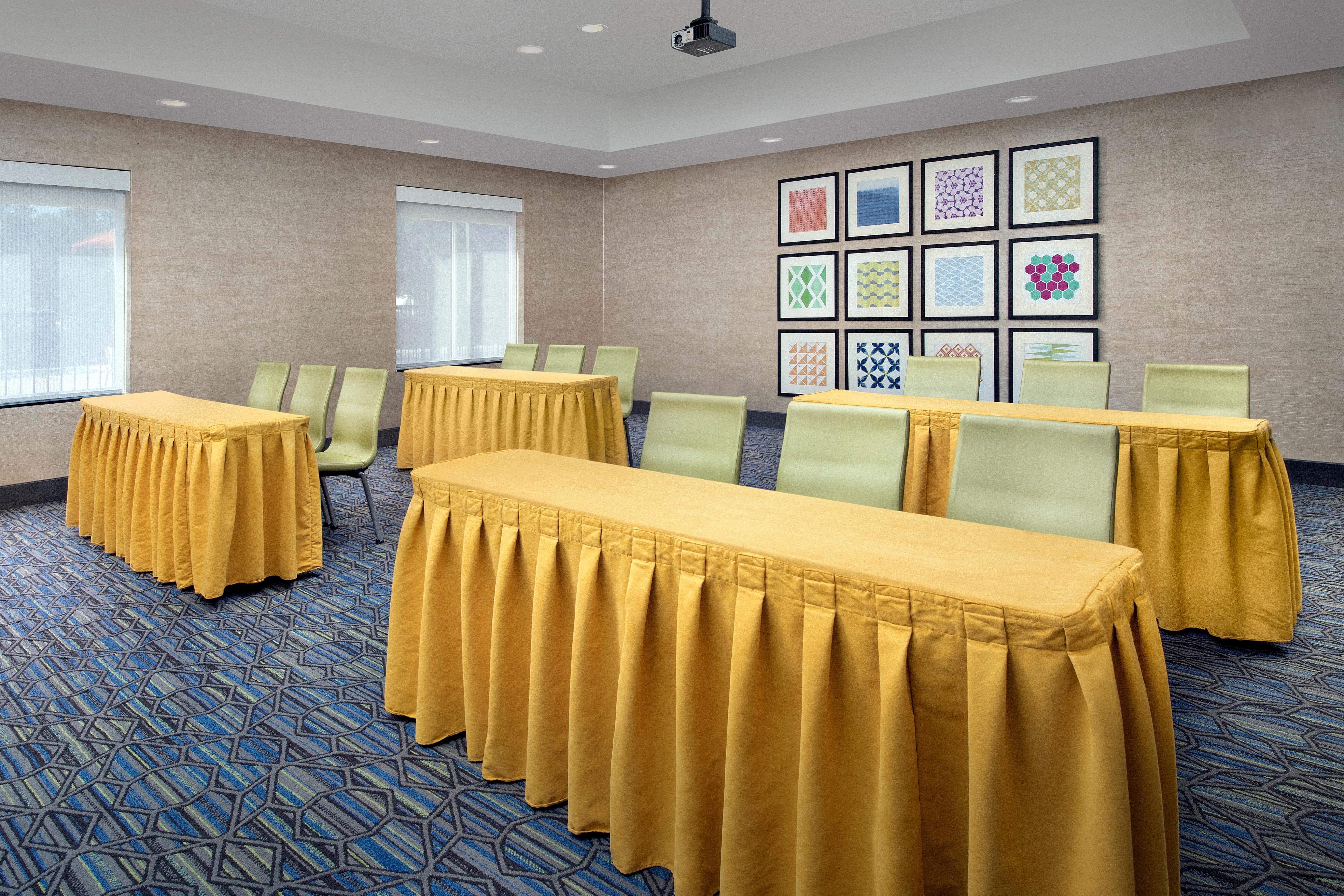 Holiday Inn Express Uvalde, An Ihg Hotel Εξωτερικό φωτογραφία